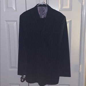 Midtown Man Business Casual Suit